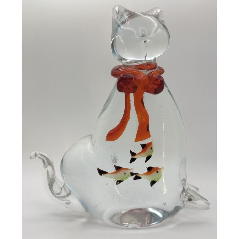 🐱🎀 Vintage Clear Art Glass Cat with Red Bow & Multicolor Fish – Paperweight 🐱